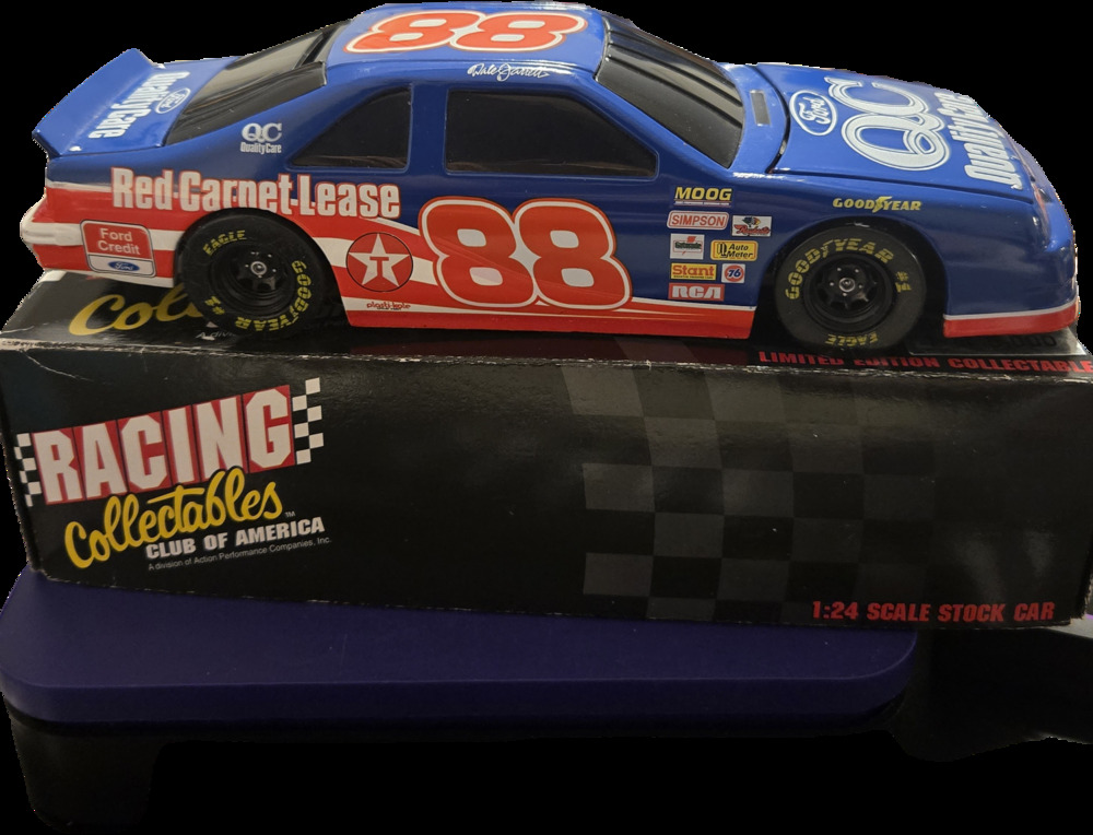 Dale Jarrett #88 Ford Quality Care 1996 Winston Cup Bank 1:24 Ltd Ed